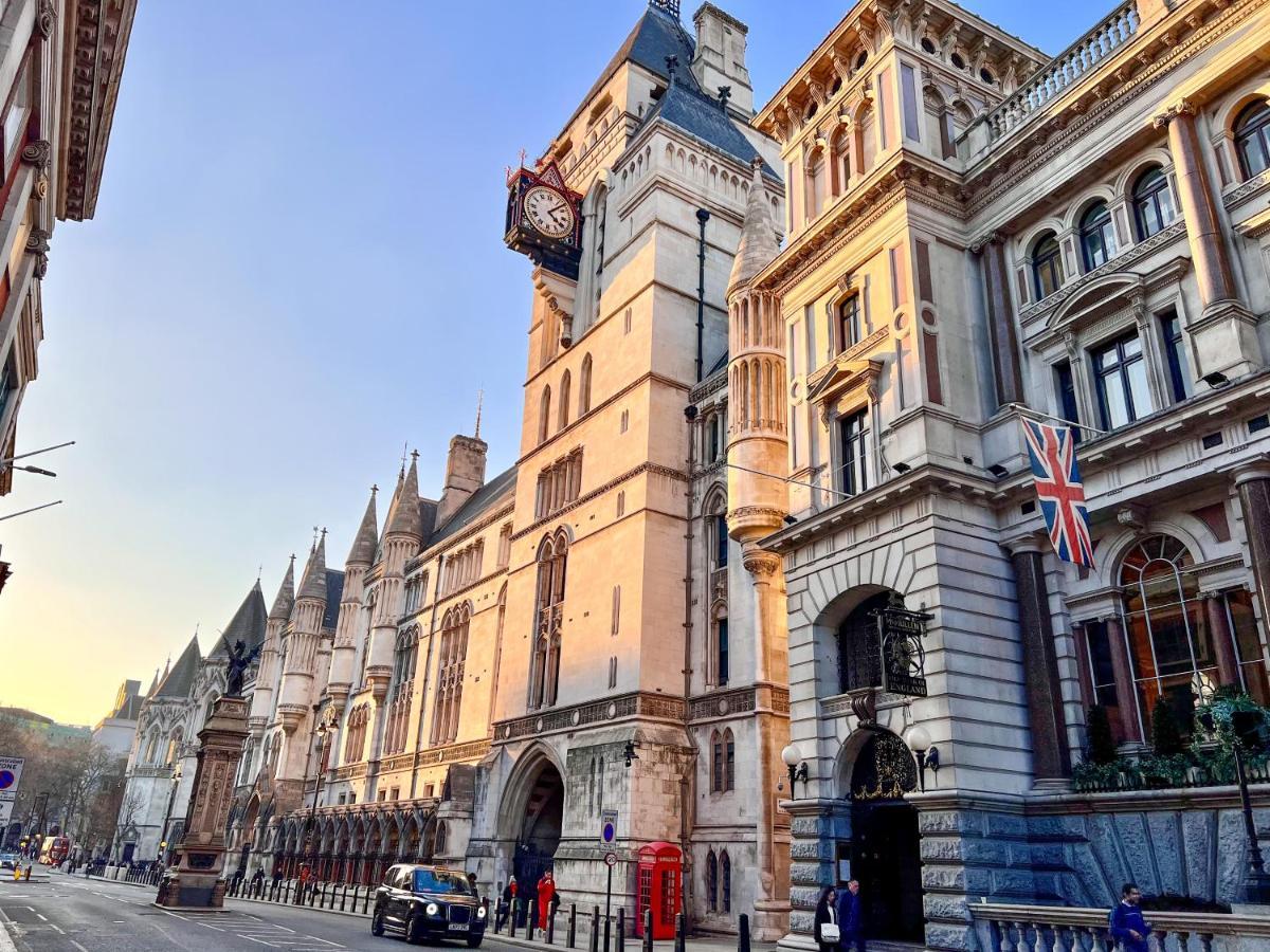 Superior Entire Apartment Between St Pauls Cathedral And Covent Garden London Exterior foto